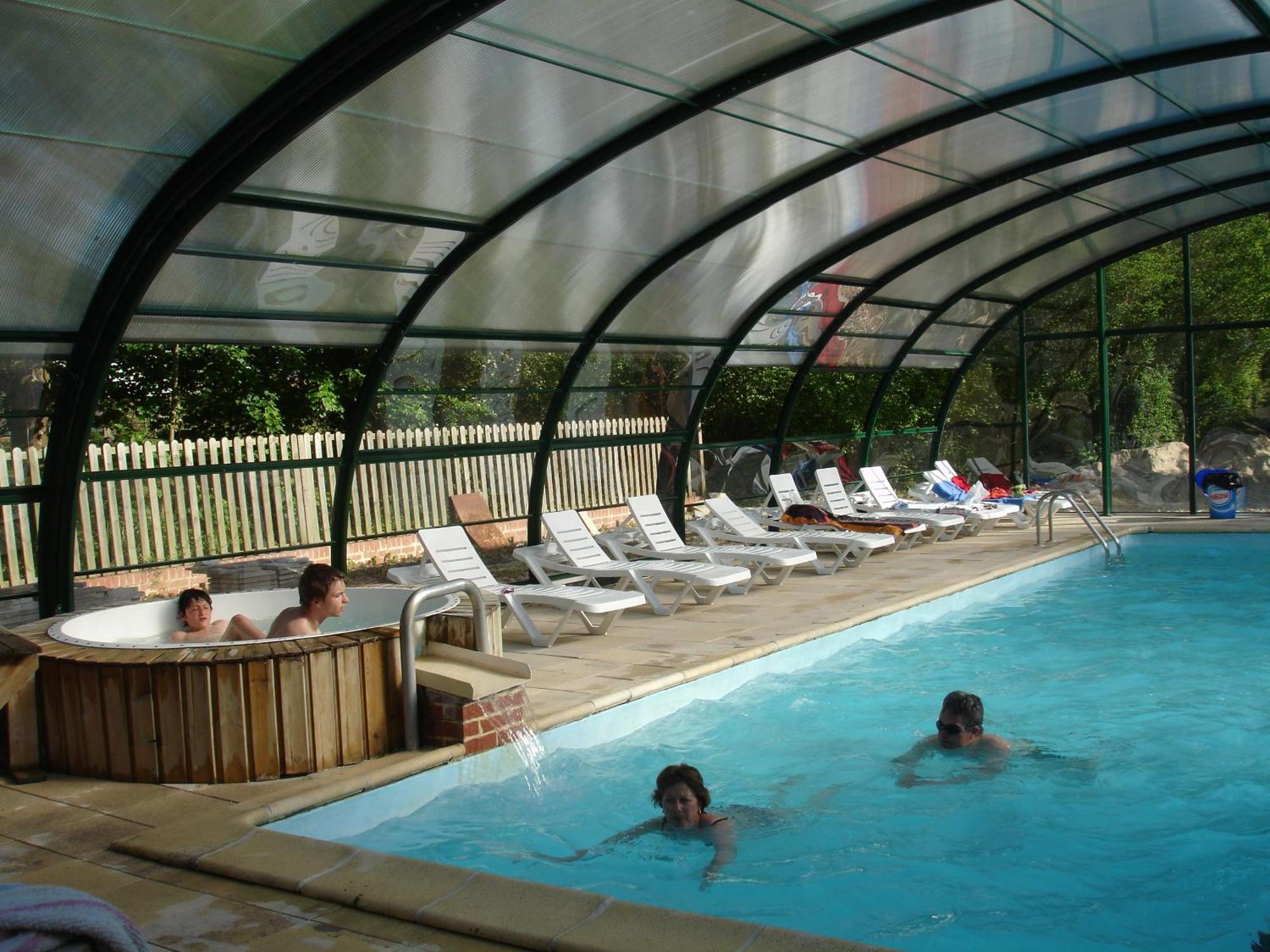Camping Le Val De Trie Béhen Exterior photo
