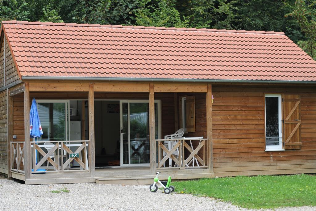 Camping Le Val De Trie Béhen Exterior photo
